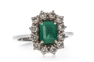Lot 1350 - AN EMERALD AND DIAMOND CLUSTER RING BY MIRCO VISCONTI