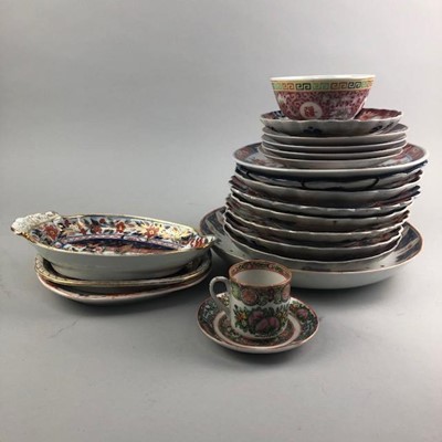 Lot 331 - A LOT OF JAPANESE IMARI PLATES AND OTHER CERAMICS