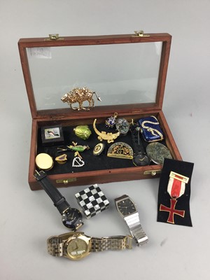 Lot 334 - A LOT OF COSTUME JEWELLERY AND WATCHES