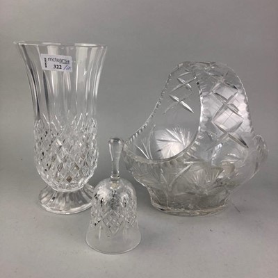 Lot 322 - A LOT OF CRYSTAL AND GLASS WARE
