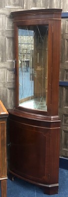 Lot 393 - A LOT OF TWO 20TH CENTURY MAHOGANY CORNER DISPLAY CABINETS