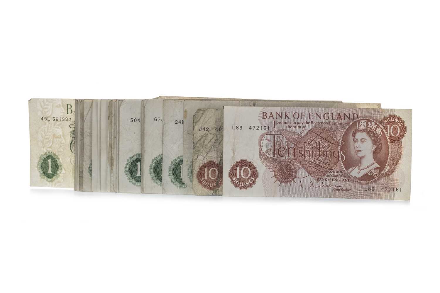 Lot 29 - A COLLECTION OF BANK OF ENGLAND BANKNOTES