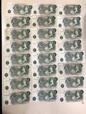 Lot 29 - A COLLECTION OF BANK OF ENGLAND BANKNOTES