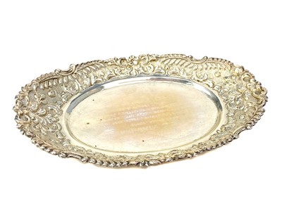 Lot 801 - AN INDIAN SILVER OVAL DISH