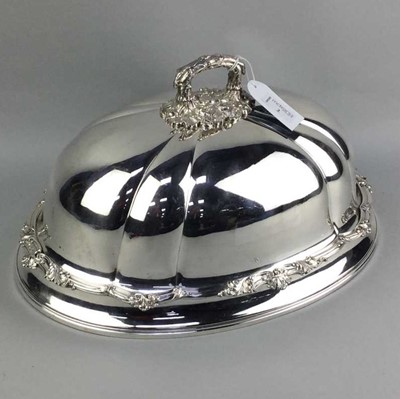 Lot 2 - A LARGE VICTORIAN SILVER PLATED CLOCHE