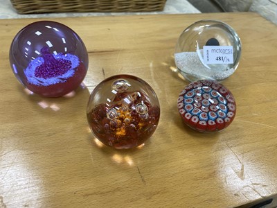 Lot 481 - A SELKIRKS GLASS PAPERWEIGHT AND NINE OTHERS