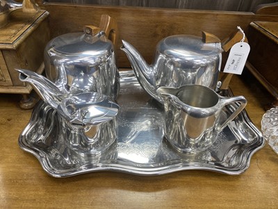 Lot 496 - A PICQUOT WARE TEA SERVICE AND OTHER ITEMS