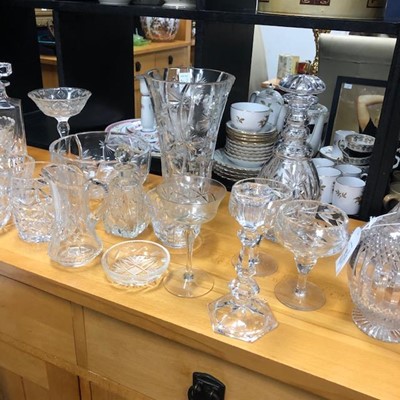 Lot 497 - A LOT OF CRYSTAL DECANTERS, VASE, BOWL AND GLASSES