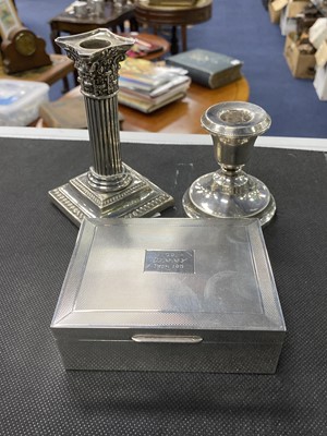 Lot 525 - A SILVER CORINTHIAN PILLAR CANDLESTICK, ANOTHER AND A CASKET