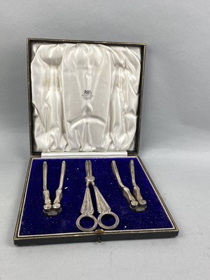 Lot 58 - A CASED SILVER SPOON AND PUSH, SILVER BRUSHES AND CASED CUTLERY