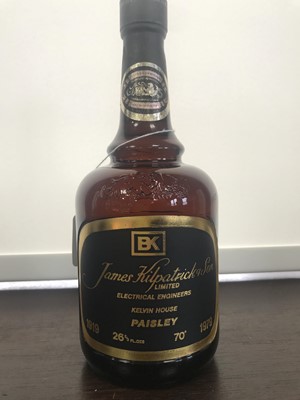 Lot 90 - BOWMORE DELUXE DUMPY BOTTLE - JAMES KILPATRICK & SON LIMITED LABELING