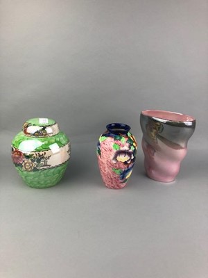 Lot 202 - A LOT OF FIVE MALING VASES AND A GINGER JAR AND COVER