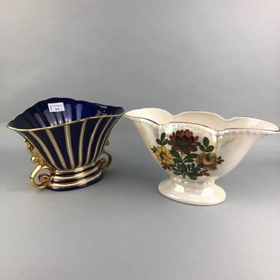 Lot 204 - A WADE 'EMPRESS' VASE, A ROYAL WINTON VASE AND THREE OTHER VASES