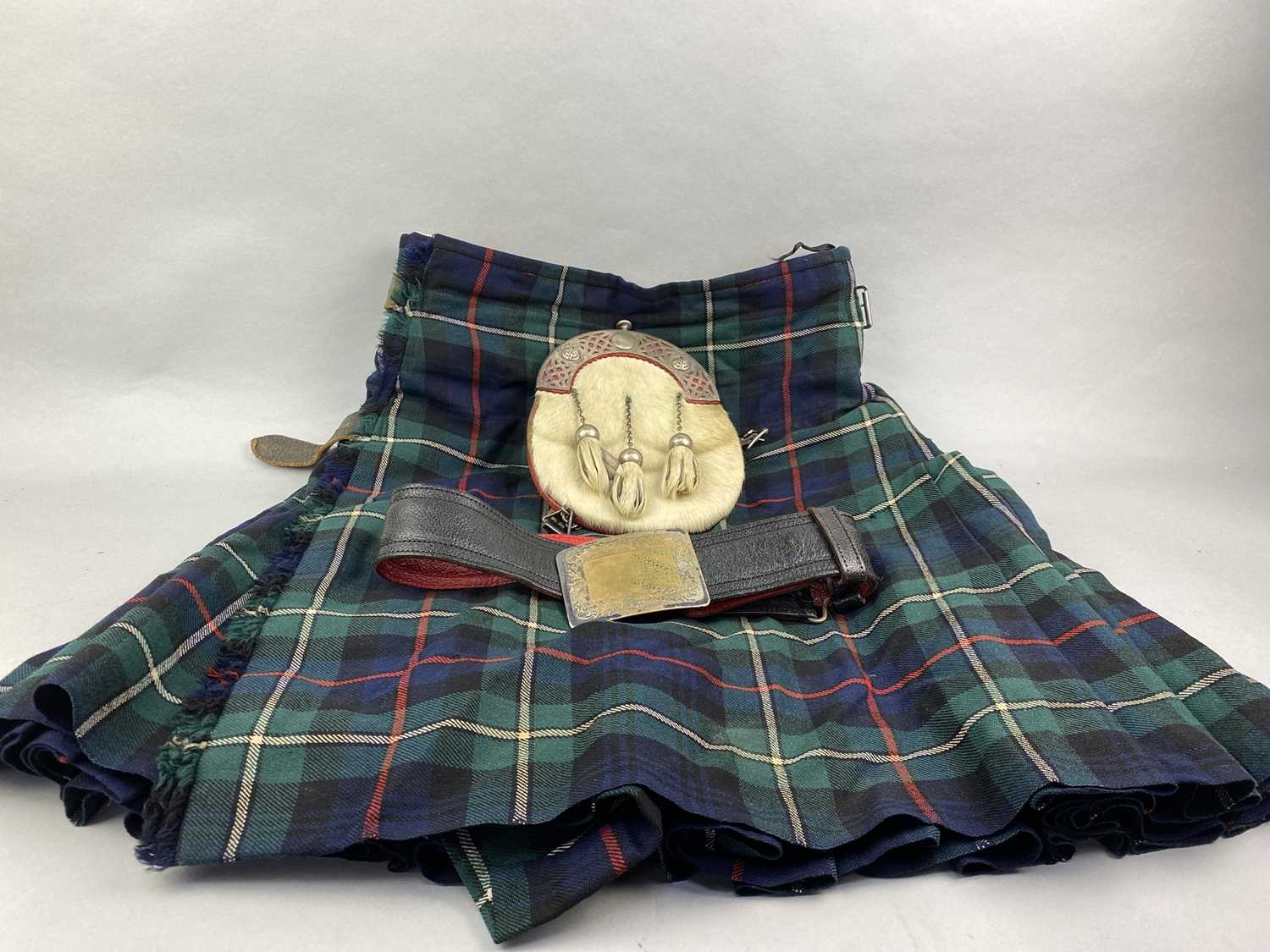 Lot 120 - A KILT, JACKET, TWO BELTS AND SPORRAN