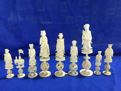 Lot 842 - A COLLECTION OF LATE 19TH AND EARLY 20TH CENTURY CHINESE IVORY CHESS PIECES