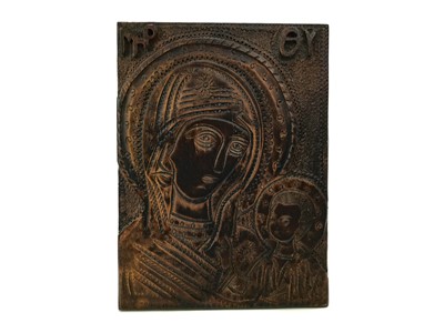 Lot 865 - A 20TH CENTURY RUSSIAN WOOD ICON