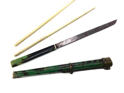 Lot 871 - AN EARLY 20TH CENTURY CHINESE KNIFE AND CHOPSTICKS SET