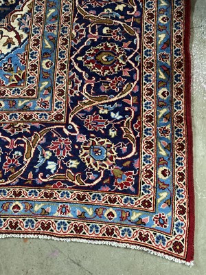 Lot 1731 - A HAND-KNOTTED PERSIAN CARPET