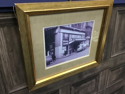 Lot 151 - A COLLECTION OF PICTURES