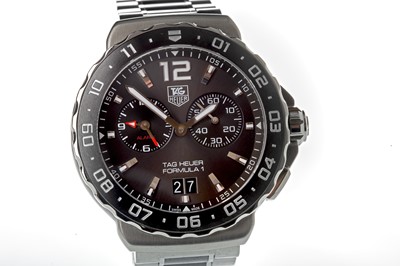 Lot 719 - A GENTLEMAN’S TAG HEUER FORMULA ONE STAINLESS STEEL WRIST WATCH