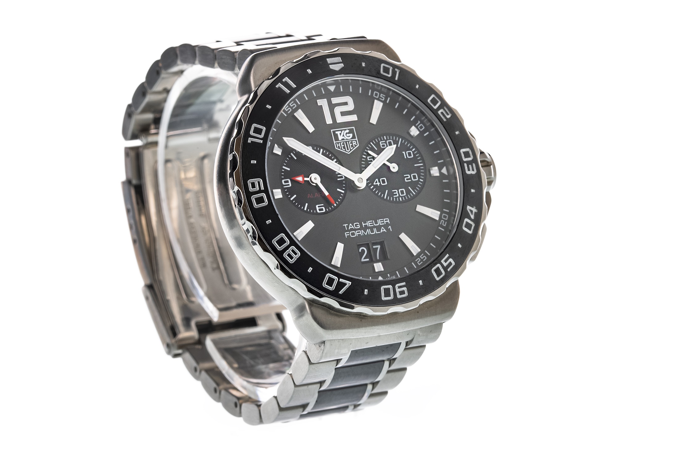 tag heuer formula 1 on wrist