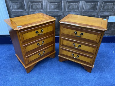 Lot 377 - A PAIR OF MODERN BEDSIDE CHESTS