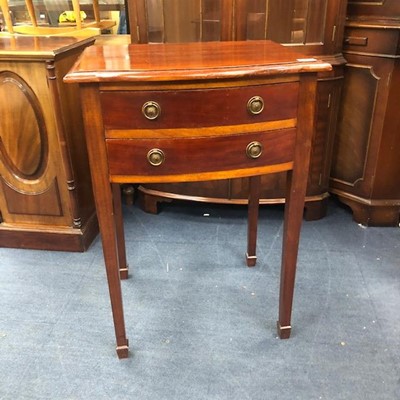 Lot 378 - A MAHOGANY CANTEEN