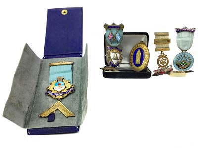 Lot 1314 - A COLLECTION OF SILVER GILT AND OTHER MASONIC JEWELS