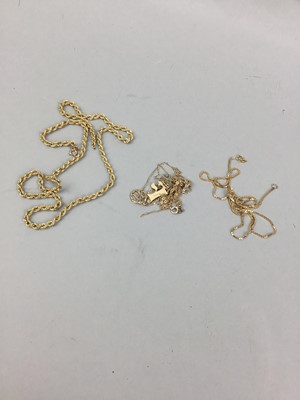 Lot 179 - A NINE CARAT GOLD CHAIN AND OTHER JEWELLERY