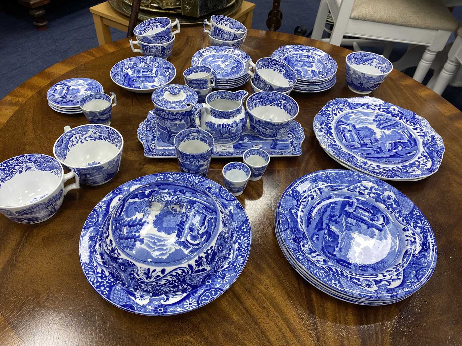 Lot 184 - A COLLECTION OF COPELAND SPODES ITALIAN CHINA