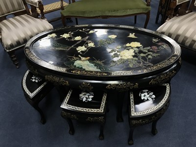 Lot 521 - A 20TH CENTURY OVAL NEST OF TABLES