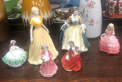 Lot 523 - A GROUP OF SIX ROYAL DOULTON FIGURES