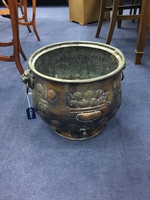 Lot 530 - A VICTORIAN COPPER LACQUERED PLANTER