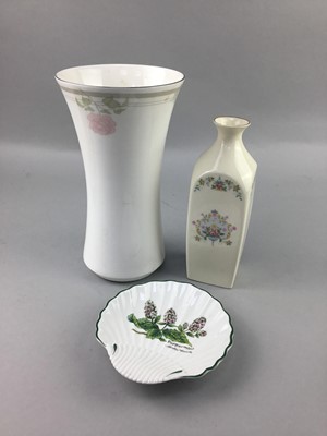 Lot 130 - A LOT OF ROYAL DOULTON AND OTHER CERAMICS