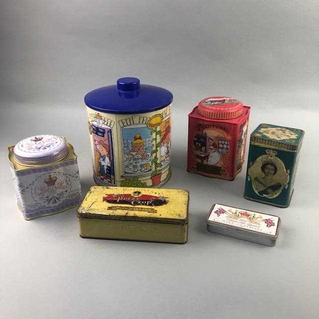 Lot 128 - A LOT OF BISCUIT AND OTHER TINS