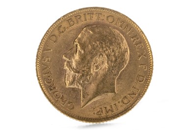 Lot 83 - A GEORGE V (1910 - 1936) GOLD SOVEREIGN DATED 1913
