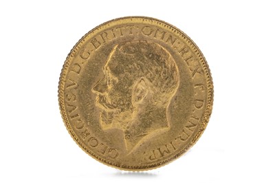 Lot 135 - A GEORGE V (1910 - 1936) GOLD SOVEREIGN DATED 1918
