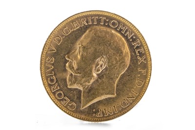 Lot 136 - A GEORGE V (1910 - 1936) GOLD SOVEREIGN DATED 1922