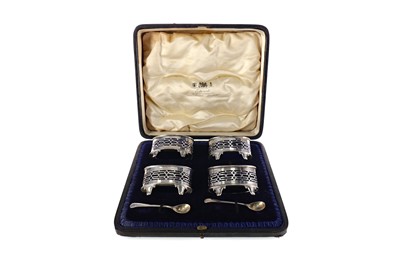 Lot 409 - A CASED SET OF FOUR SILVER SALT DISHES