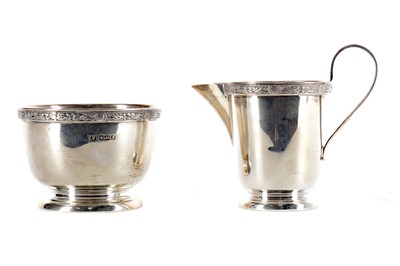 Lot 412 - A SILVER JUG AND BOWL BY EMILE VINER