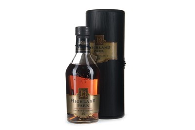 Lot 136 - HIGHLAND PARK 25 YEARS OLD