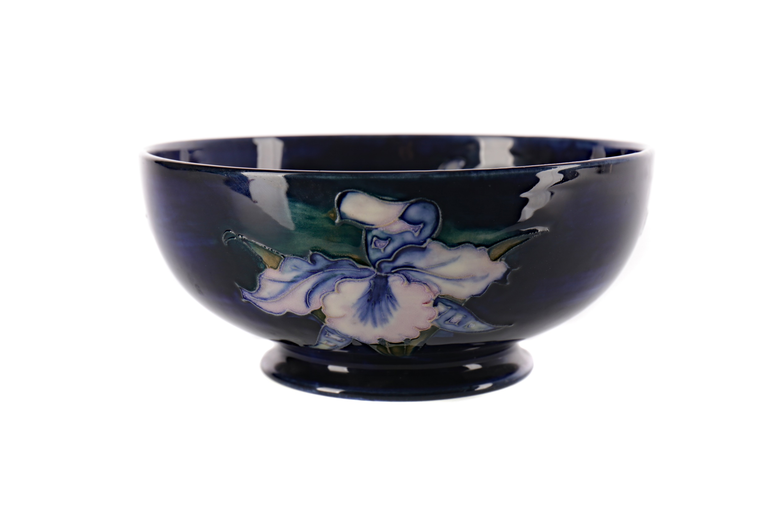 Lot 1007 A MOORCROFT BOWL