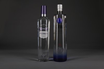 Lot 1488 - SMIRNOFF PENKA AND ONE LITRE OF CIROC