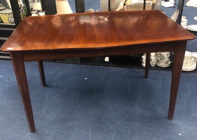 Lot 384 - A MAHOGANY DINING TABLE