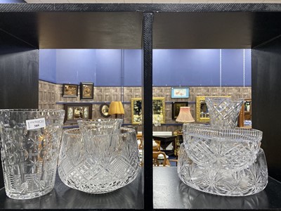 Lot 389 - A COLLECTION OF CRYSTAL VASES AND BOWLS