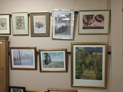 Lot 401 - A LOT OF FRAMED PICTURES AND PRINTS