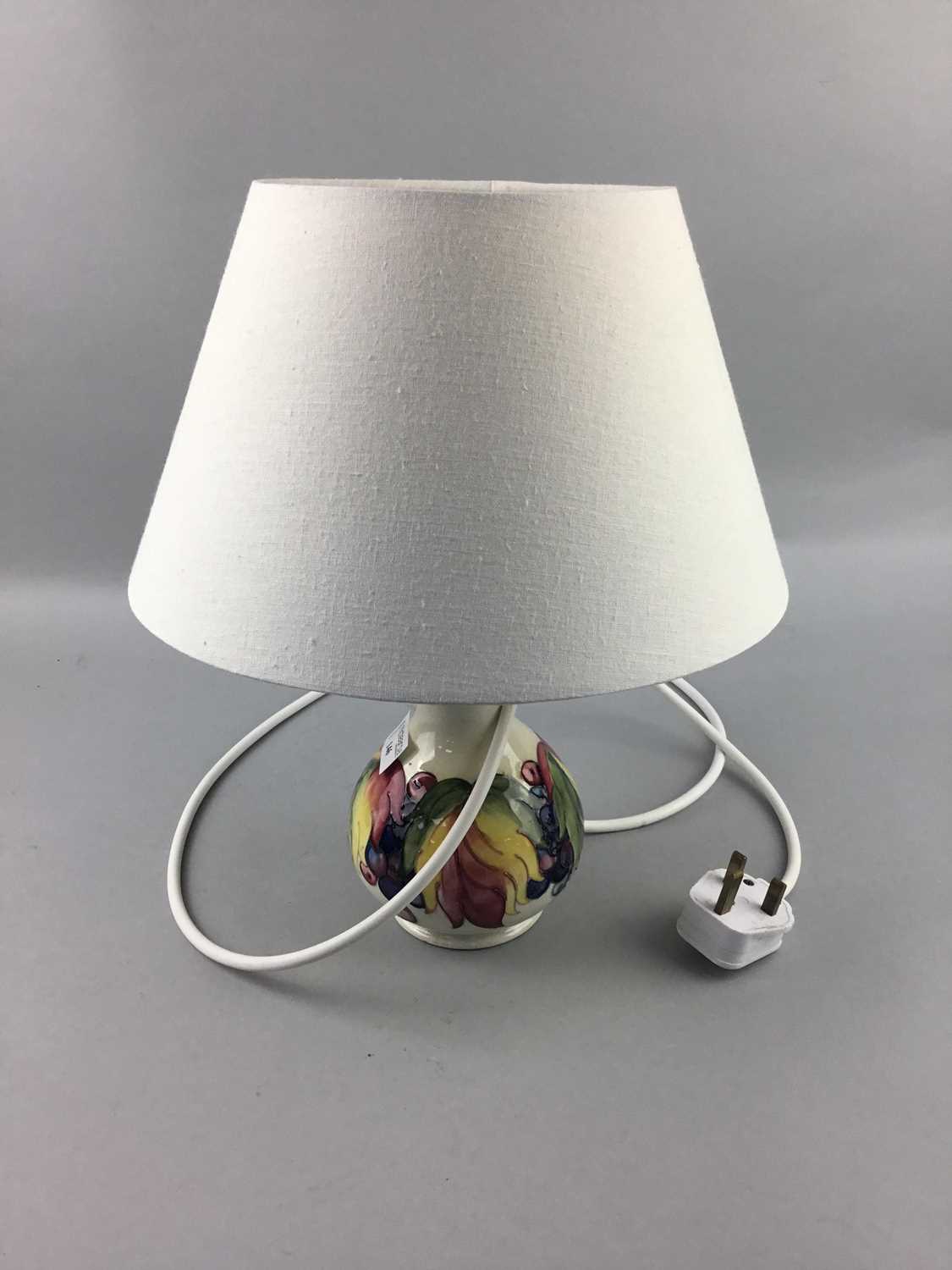 Lot 146 - A MOORCROFT TABLE LAMP WITH SHADE