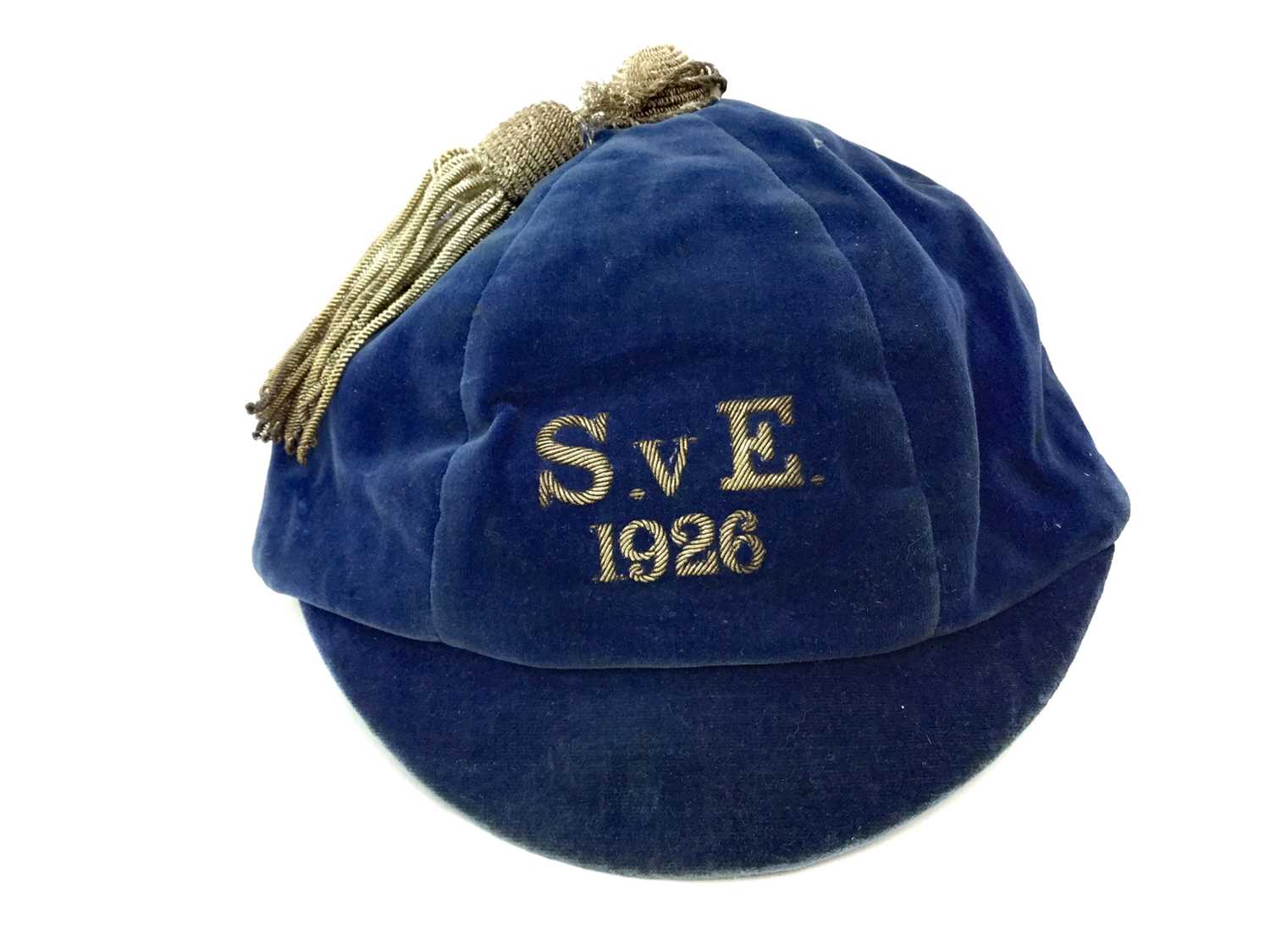 Lot 1729 - A SCOTLAND V ENGLAND INTERNATIONAL FOOTBALL CAP 1926