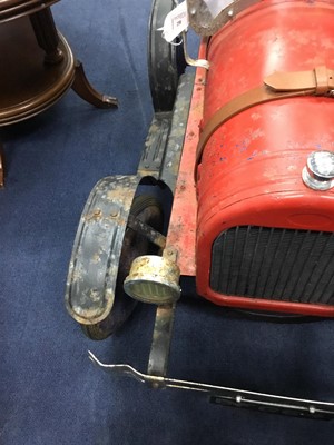 Lot 258 - A 20TH CENTURY CHILD'S PEDAL CAR
