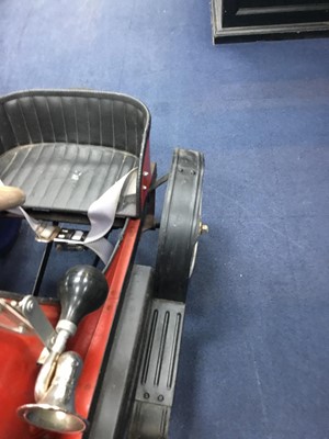 Lot 258 - A 20TH CENTURY CHILD'S PEDAL CAR